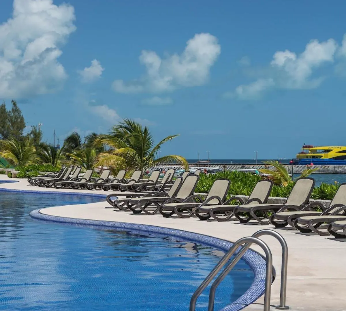Brisa Beachfront Apartment Studio By Casa Paraiso Cancún
